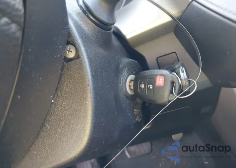 2017 Toyota Rav4 Le z USA, uszkodzony, nr VIN 2T3BFREV7HW614339